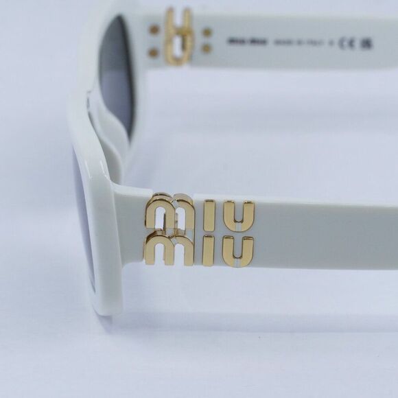 🕶️ New Miu Miu MU08ZS 1425S0 Sunglasses - White Ivory Frame, Dark Grey Lenses - Picture 5 of 11